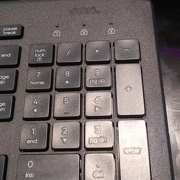 Keyboard - Picture 3 of 4